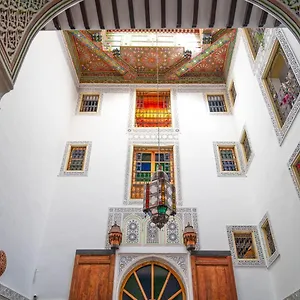 Riad El Kaid, Fez