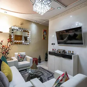 Luxe Simo Apartment